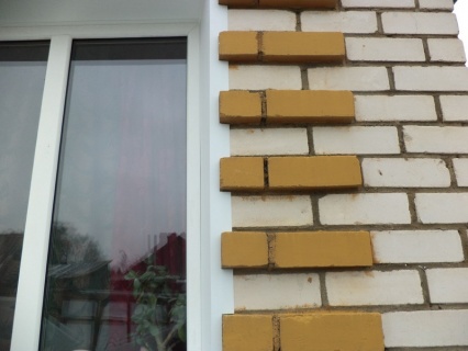 Наружняя отделка окна в Смоленске
